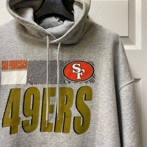 Vintage Wali USA Men's XL San‎ Francisco 49ers Distressed Hooded Sweatshirt